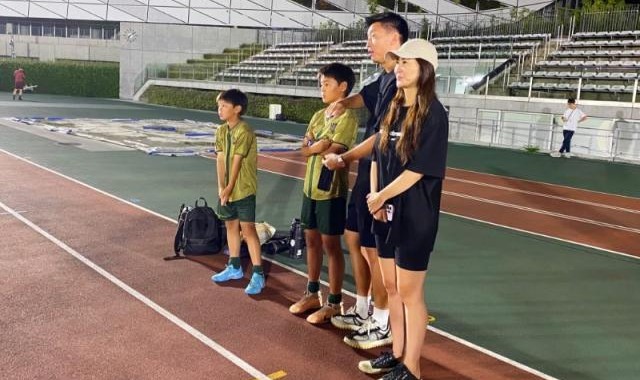 U球体育赛事-杨旭探班兑现传承 长子见偶像：你和费南多谁更快？