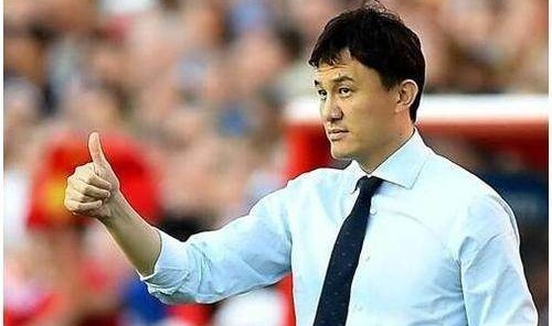 U球体育直播-泰山东征青岛拉练事不过三 克雷桑晚归系入境手续